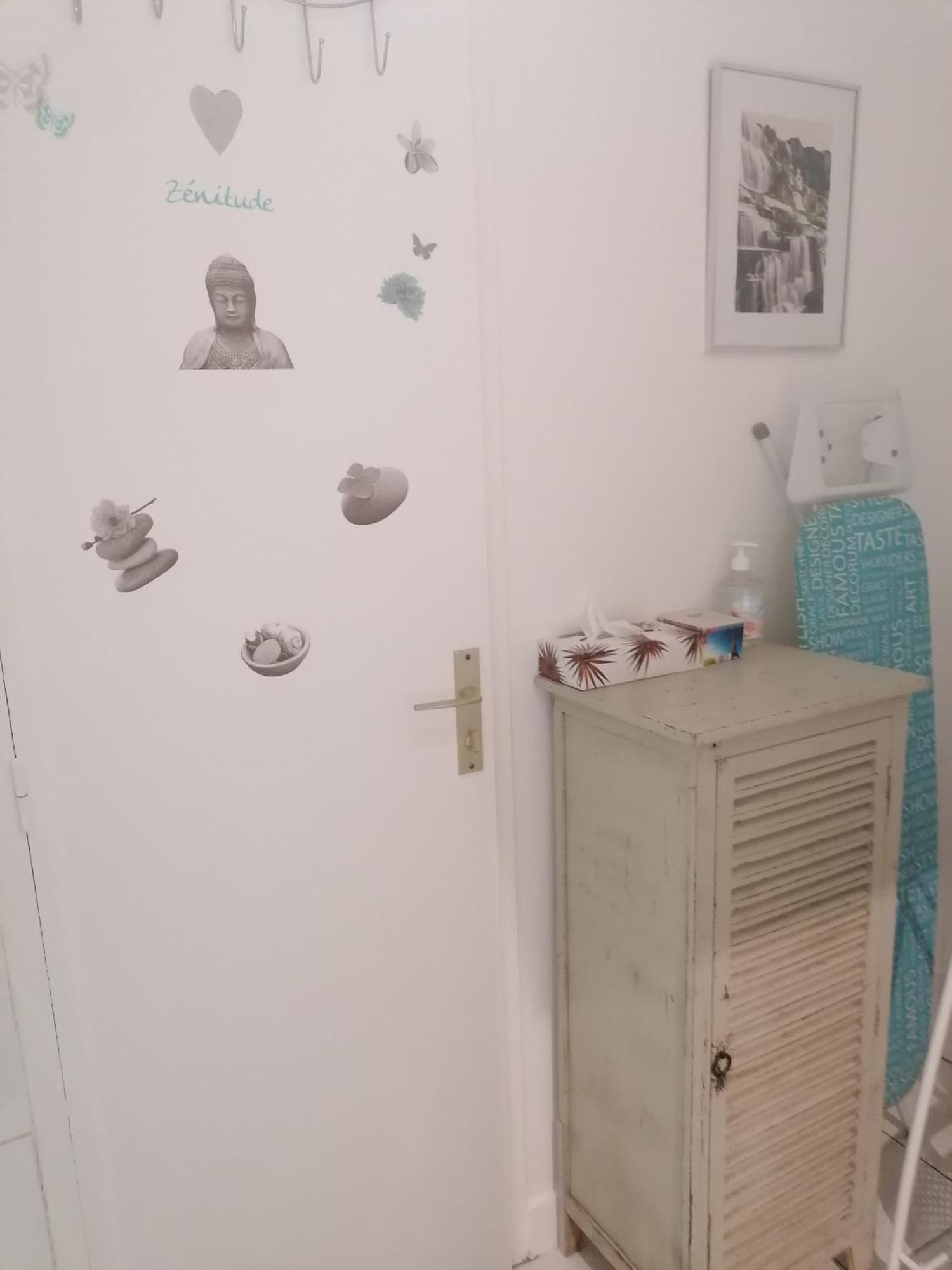 לה מאנש Le Petit Chalet -Appartement Proche De La Vieille Ville , Du Centre Ville Et Du Tram- Petit Dejeuner Offert מראה חיצוני תמונה