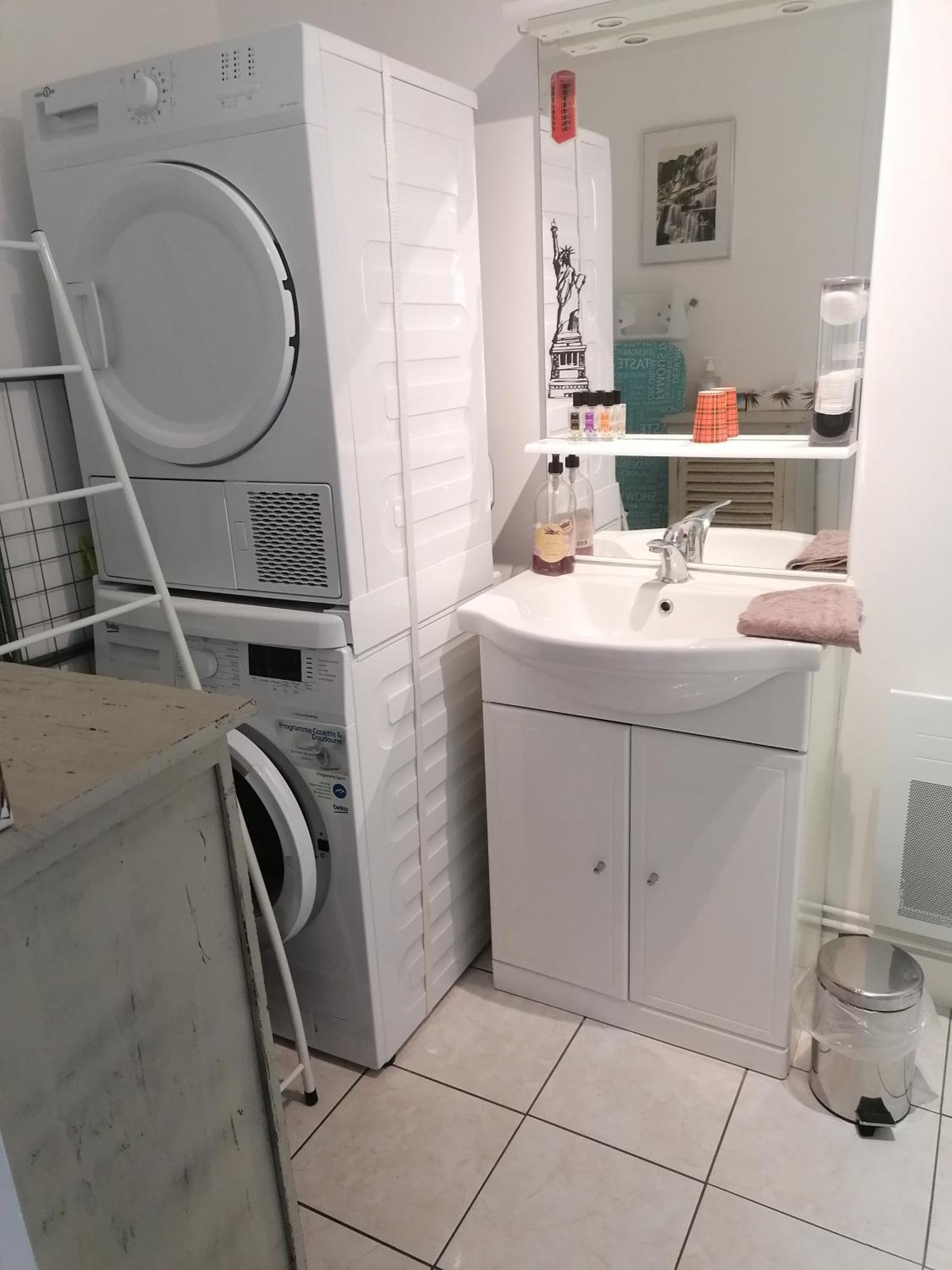 לה מאנש Le Petit Chalet -Appartement Proche De La Vieille Ville , Du Centre Ville Et Du Tram- Petit Dejeuner Offert מראה חיצוני תמונה